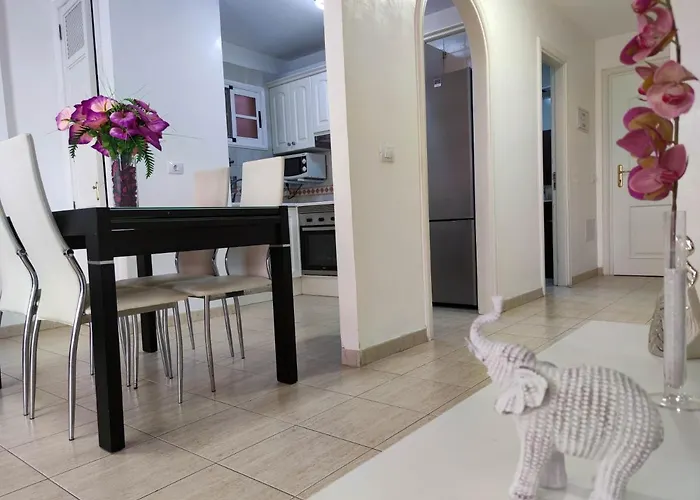 Cristianos - Heated Swimming Pool Air-conditioned * 洛斯克里斯蒂亚诺斯