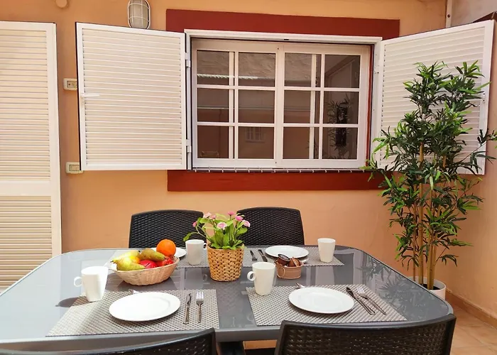 Cristianos - Heated Swimming Pool Air-conditioned * 洛斯克里斯蒂亚诺斯