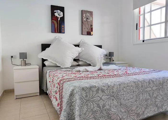 Cristianos - Heated Swimming Pool Air-conditioned アパート ロスクリスティアーノス